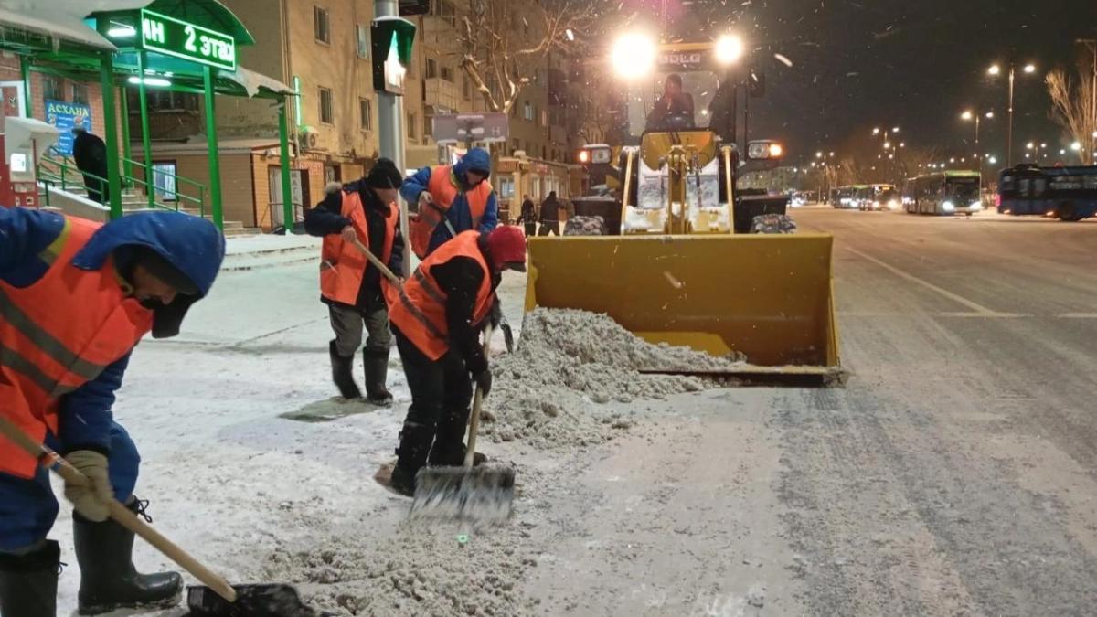 Астананың коммуналдық қызметтері тәулік бойы күшейтілген режимде жұмыс істейді.